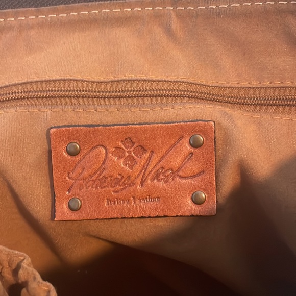 Patricia Nash crossbody - Picture 3 of 7